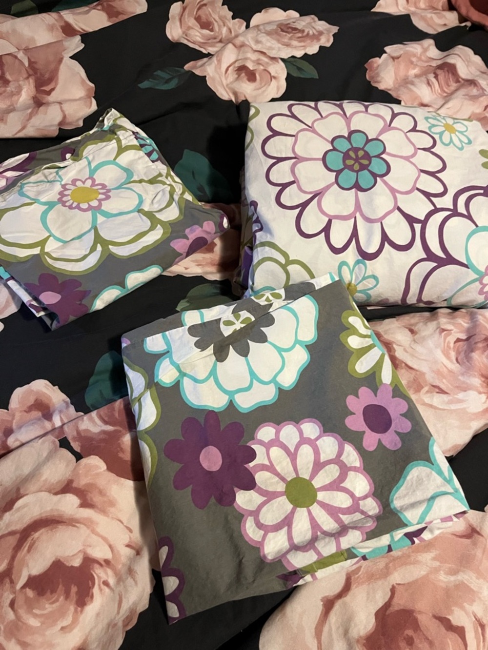 Pottery Barn Teen~Floral Print Gray, Purple & Teal~ Queen Duvet & Pillowcases - Picture 16 of 16